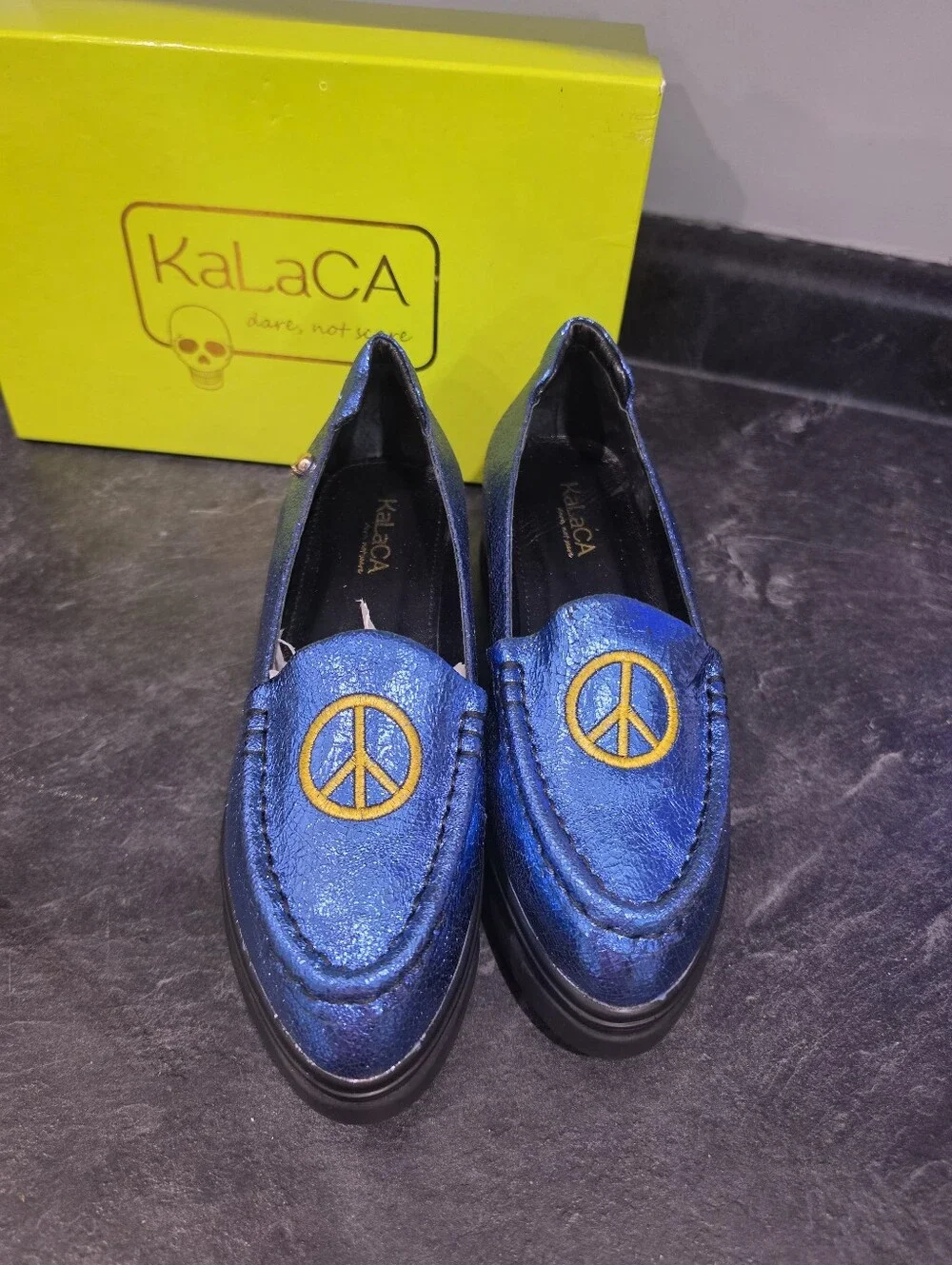 KaLaCA Blue Peace Symbol Platform Loafers Size 7